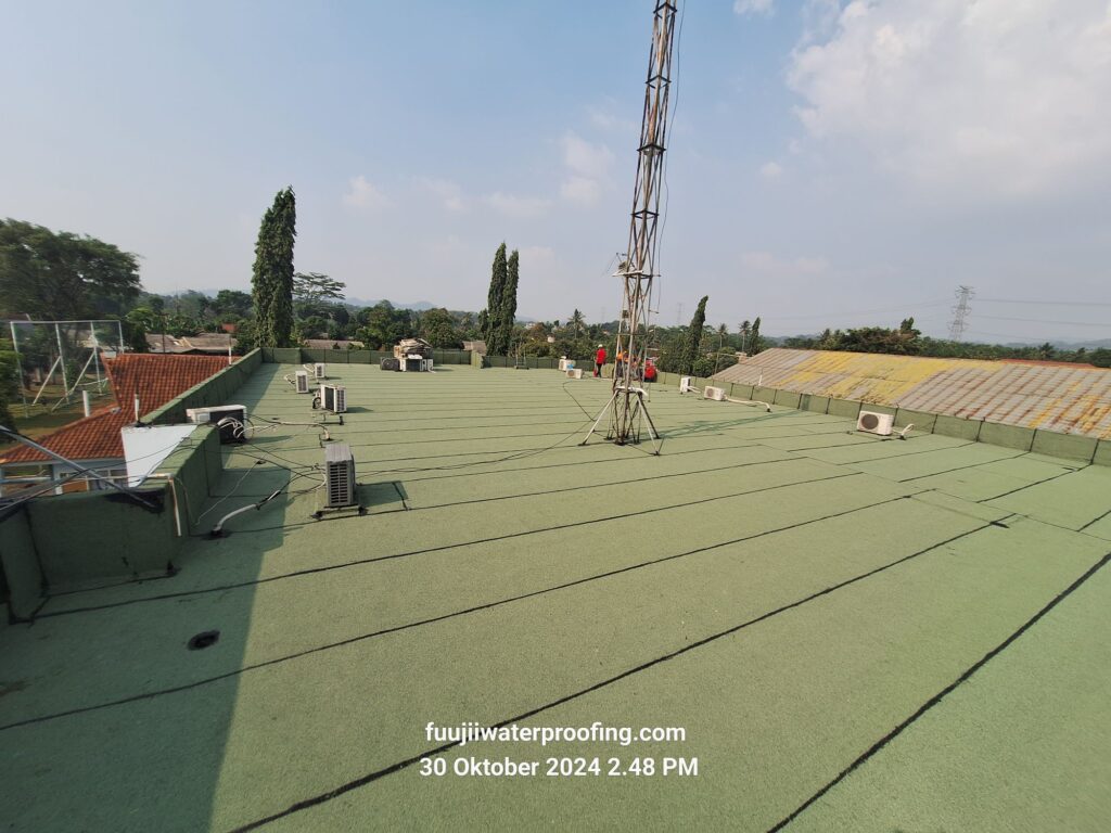 jasa waterproofing  pemasangan membran bakar granule pelapis anti bocor.