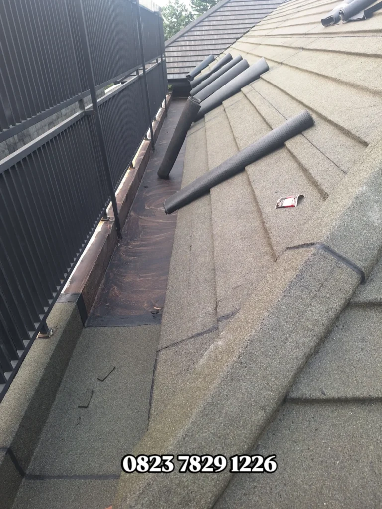 Atap dak bocor tangerang Bsd pemasangan membran bakar